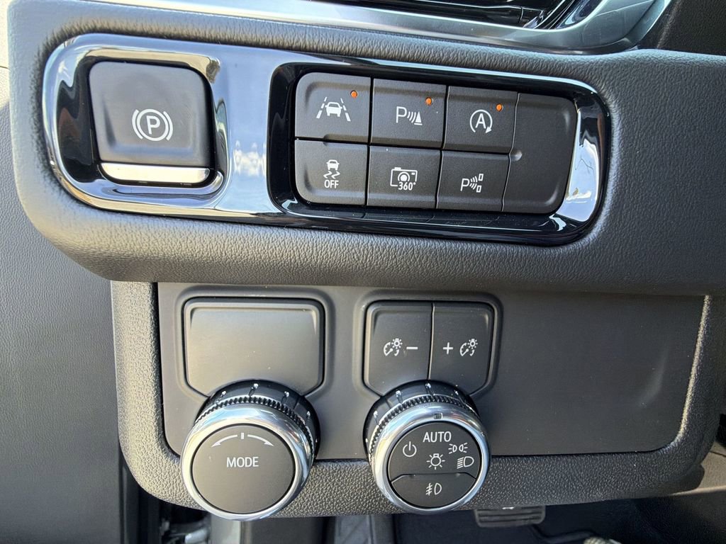 New 2026 GMC Yukon Elevation image 22