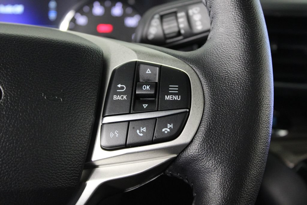 Used 2024 Ford Explorer Limited w/ Limited Technology Package RWD image 28