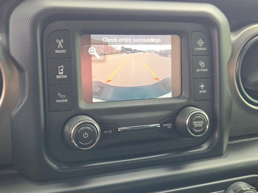 Used 2020 Jeep Gladiator Sport w/ Quick Order Package 24S image 26