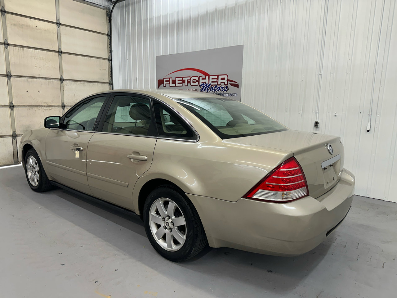 Used 2005 Mercury Montego Luxury image 8
