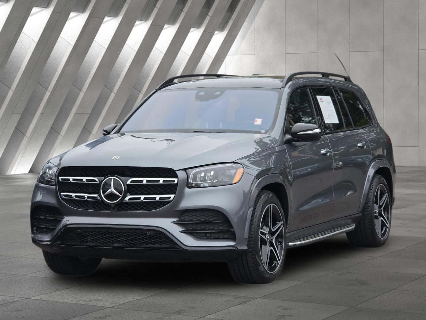 Used 2023 Mercedes-Benz GLS 580 4MATIC image 8