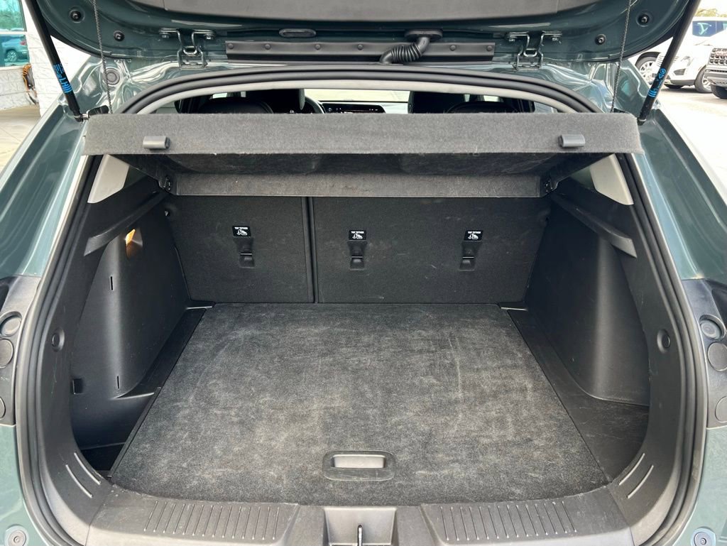 Used 2025 Chevrolet Trax LT image 19