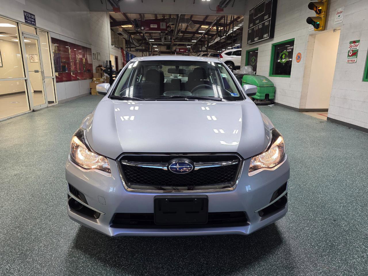 Used 2016 Subaru Impreza 2.0i Premium image 3