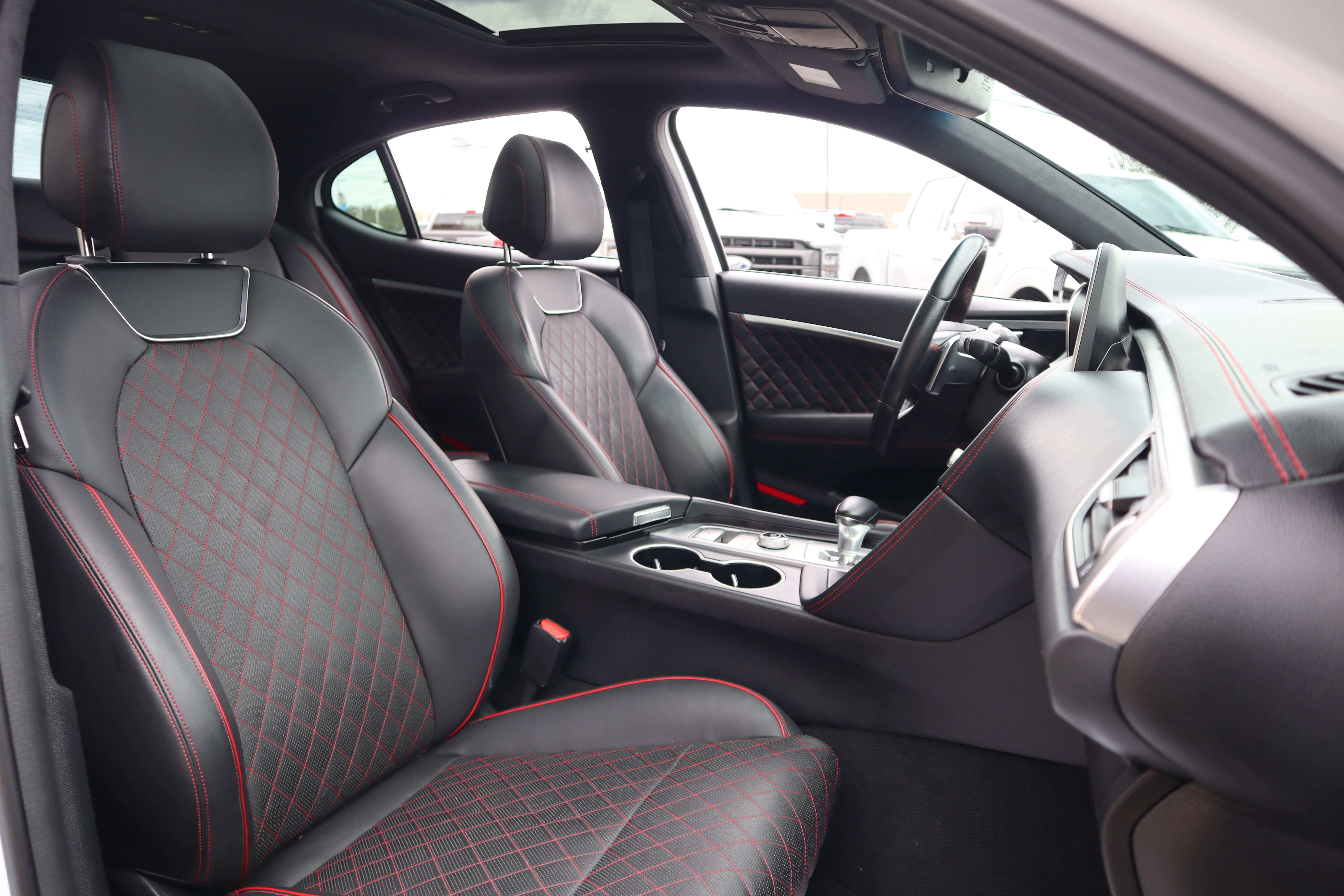 Used 2019 Genesis G70 3.3T Advanced w/ Sport Package image 36