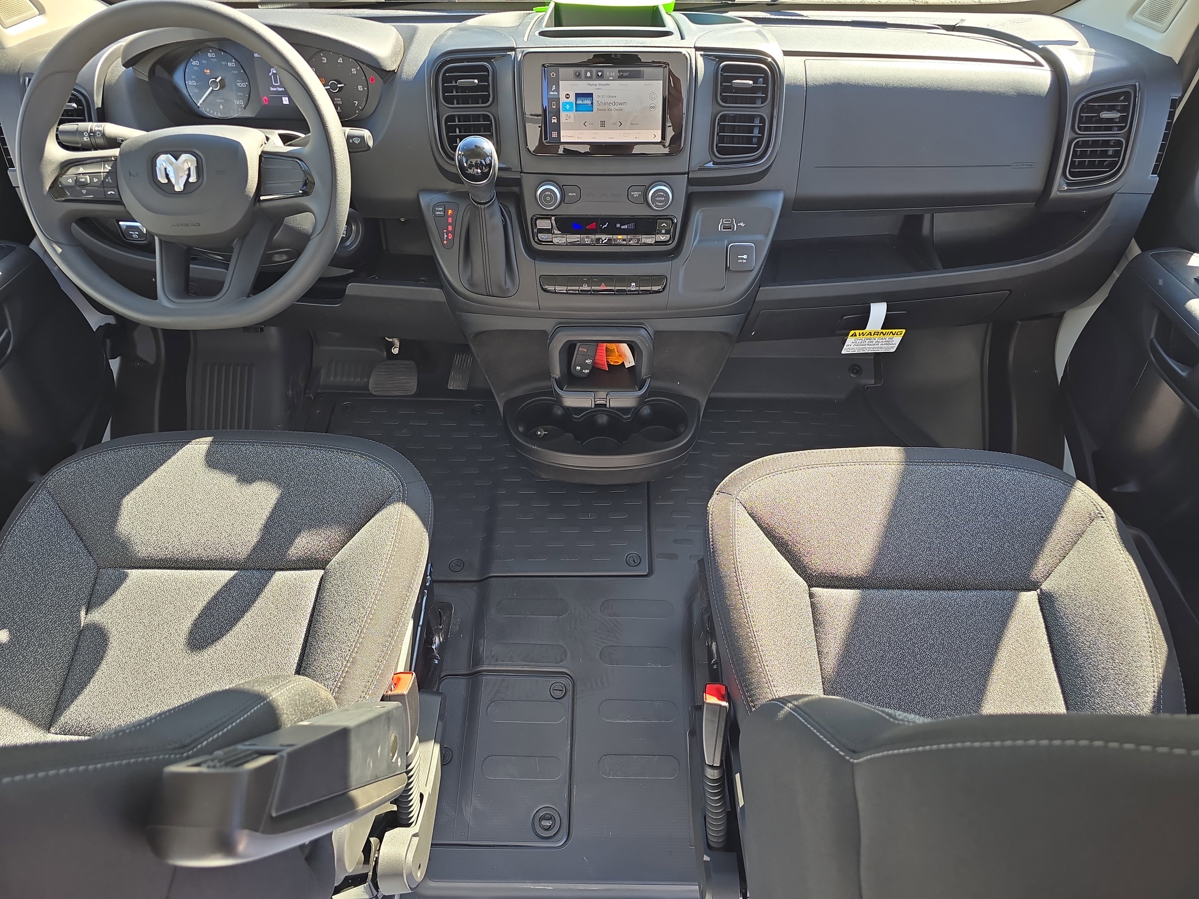 Used 2025 RAM ProMaster 2500 w/ Storage Group image 9