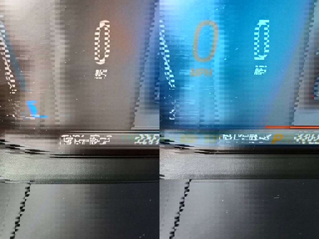 Used 2025 Ford Escape ST-Line AWD/4WD image 23