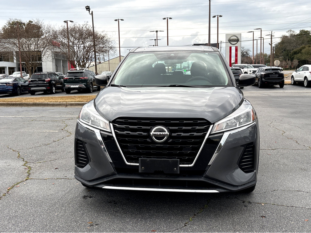 Used 2021 Nissan Kicks S image 2
