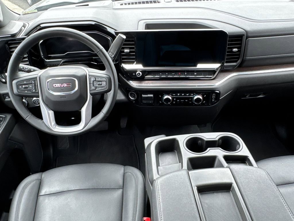 Used 2025 GMC Sierra 1500 SLT AWD/4WD image 23
