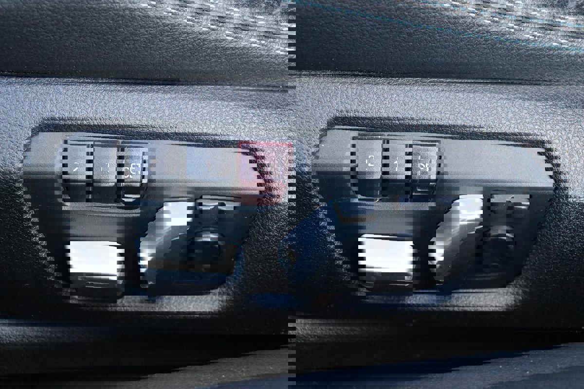 Used 2017 BMW M2 image 35