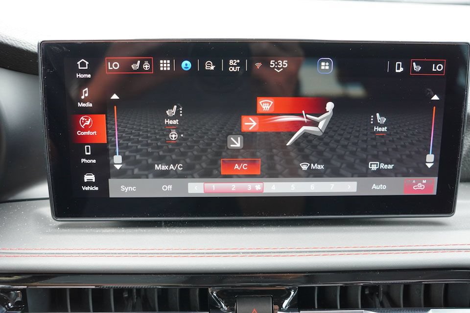 New 2025 Dodge Hornet GT w/ Cold Weather Group AWD/4WD image 14