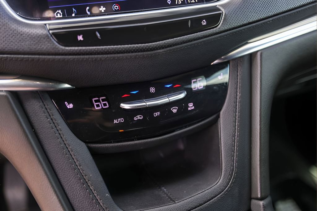 Certified 2024 Cadillac XT5 Luxury FWD image 19