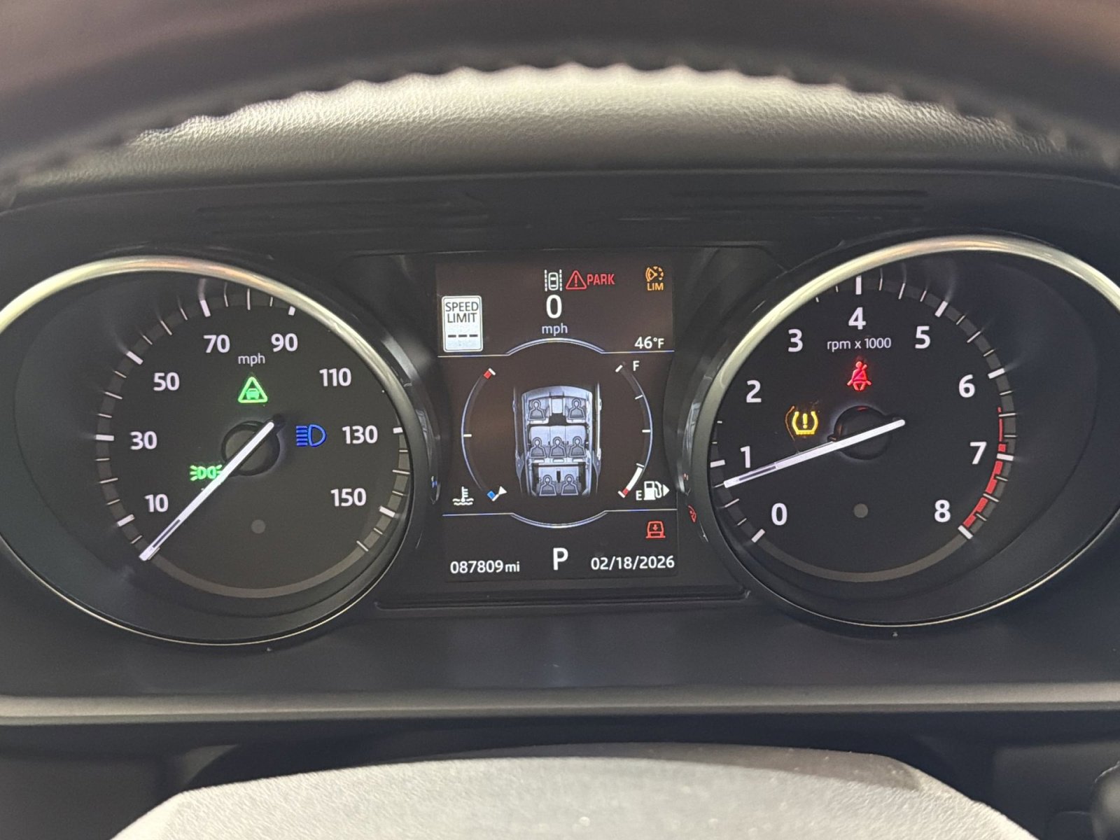 Used 2017 Land Rover Discovery HSE image 17