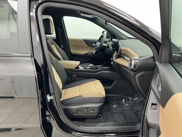 Certified 2025 Chevrolet Equinox ACTIV w/ Safety and Technology Package image 9