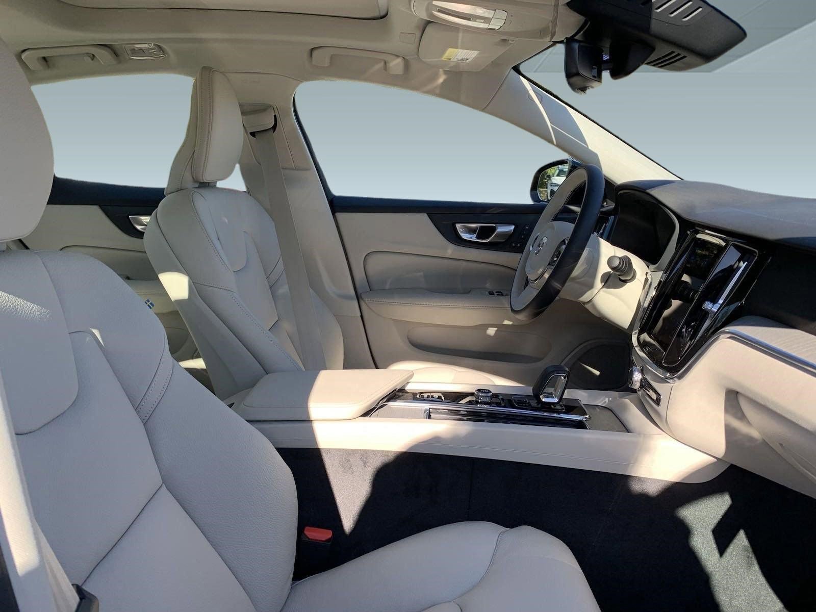 New 2024 Volvo S60 B5 Plus w/ Climate Package AWD/4WD image 37