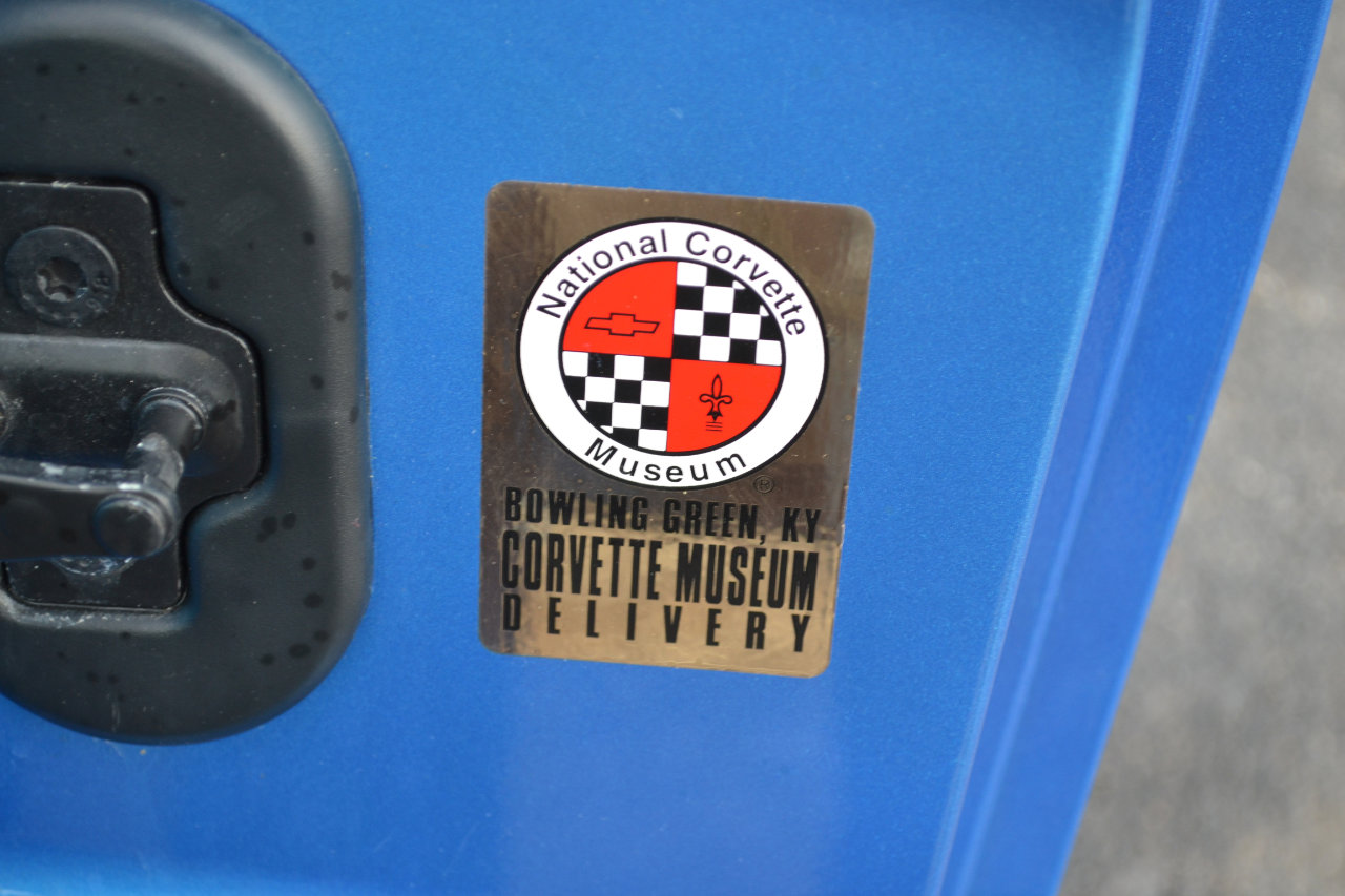 Used 2000 Chevrolet Corvette Convertible w/ Memory Pkg image 46