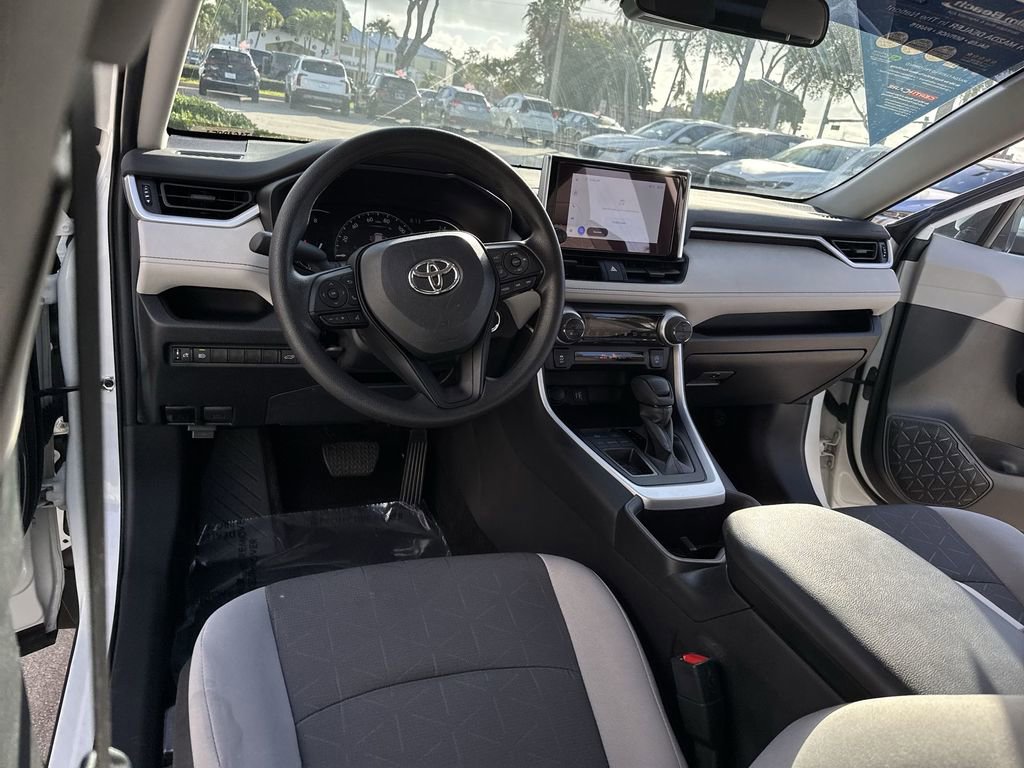 Used 2024 Toyota RAV4 XLE w/ Convenience Package image 35