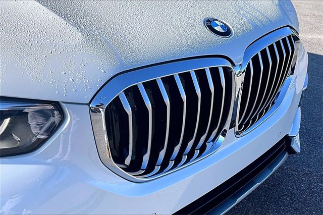 Used 2022 BMW X5 sDrive40i w/ Premium Package image 34