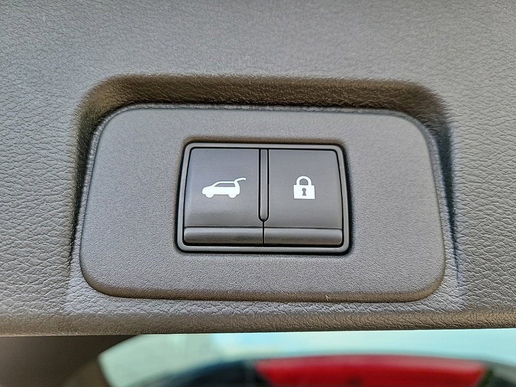 Used 2023 Nissan Rogue Platinum w/ Platinum Premium Package AWD/4WD image 21