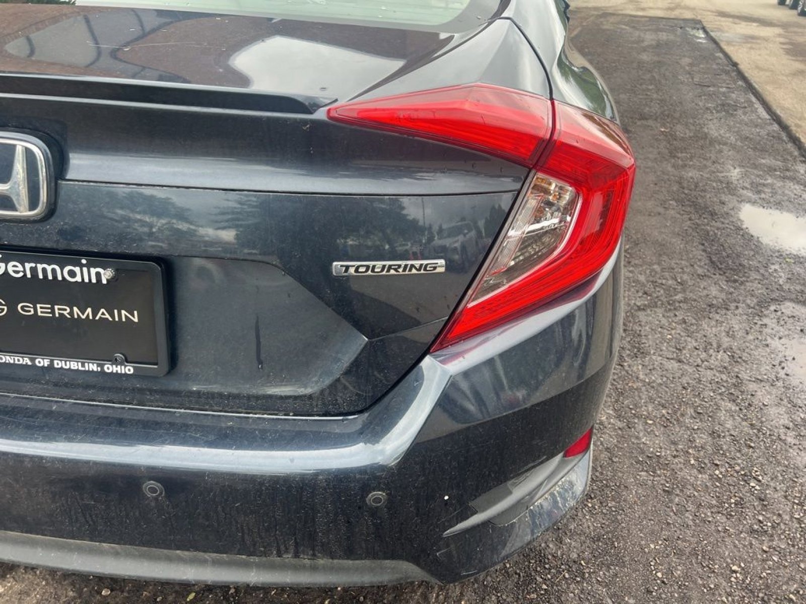 Used 2018 Honda Civic Touring image 10
