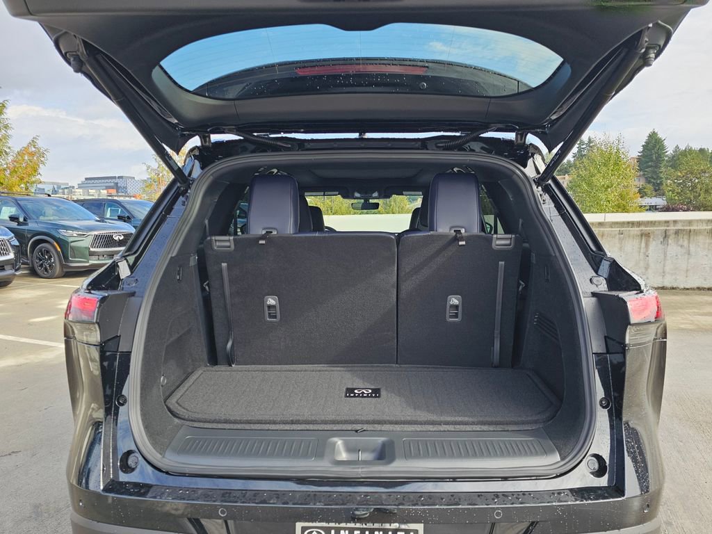 New 2026 INFINITI QX60 Sport image 17