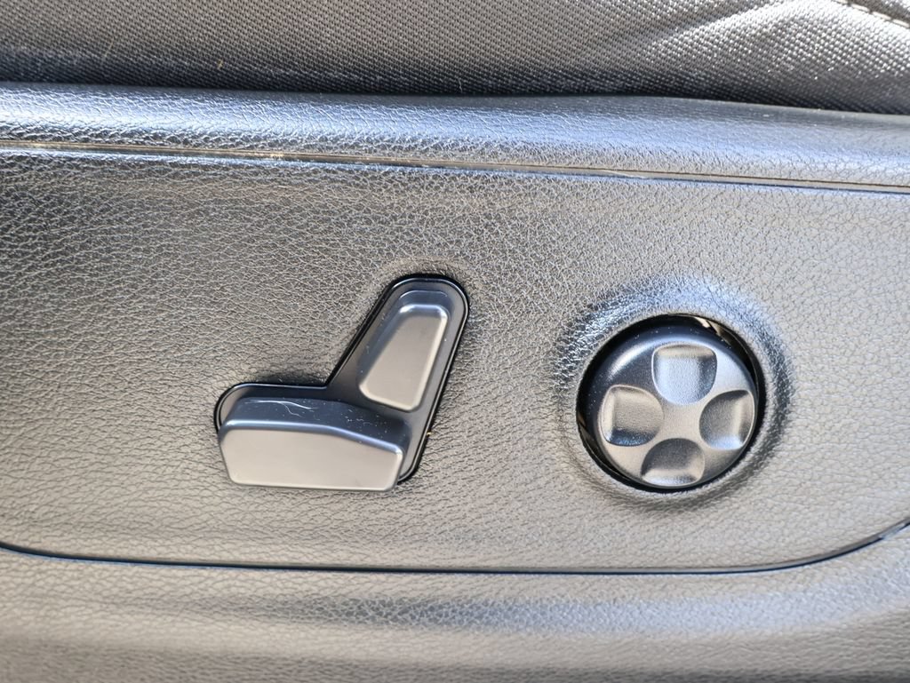 Used 2021 RAM 1500 Big Horn AWD/4WD image 12