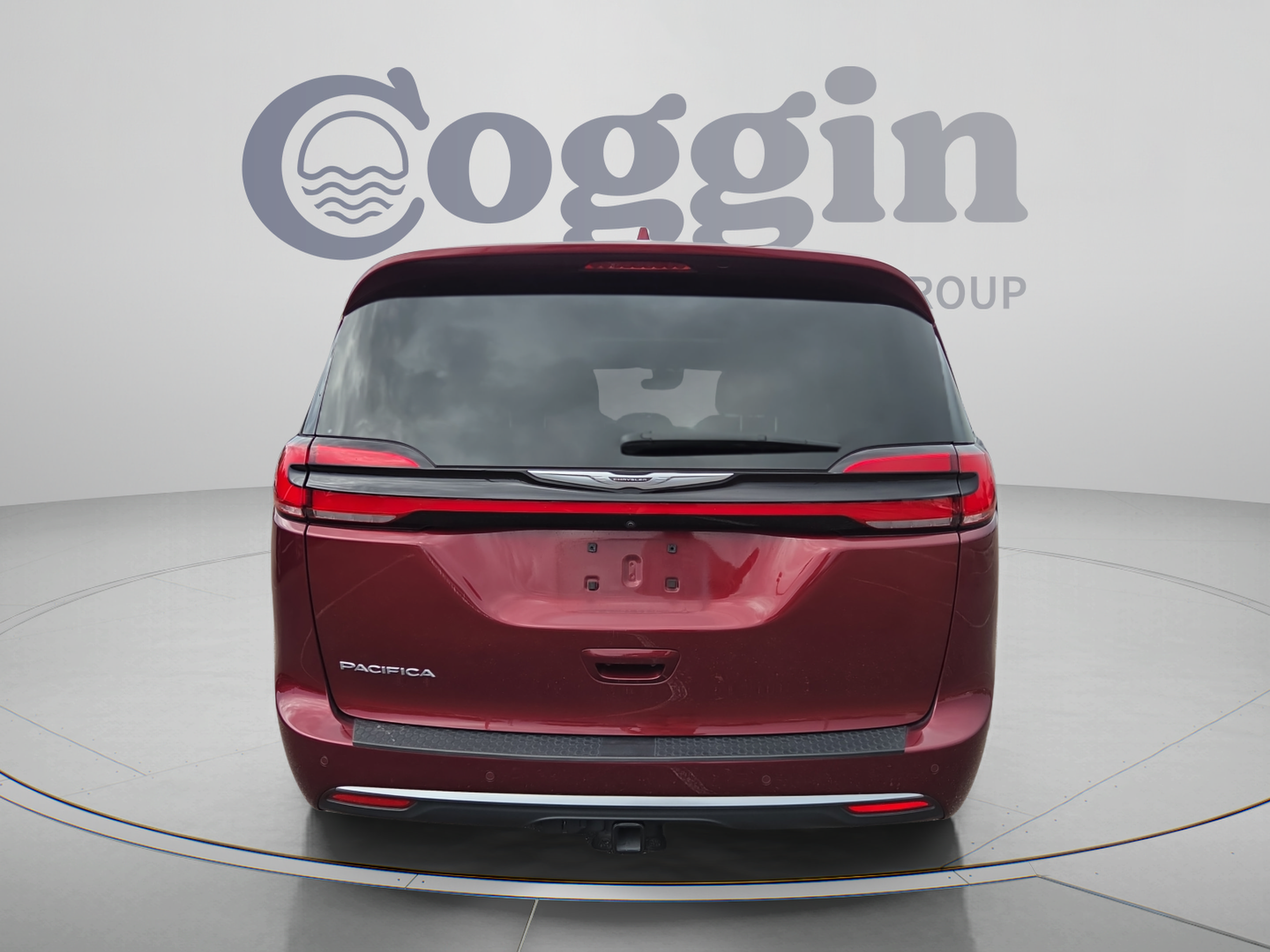 Used 2022 Chrysler Pacifica Pinnacle FWD image 4