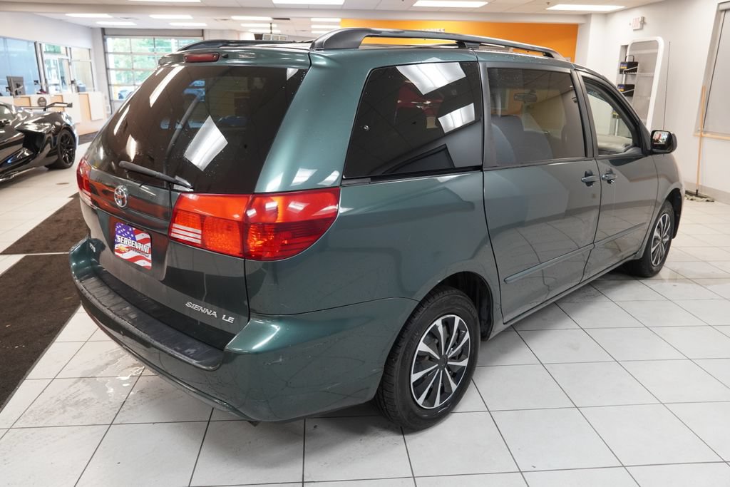 Used 2004 Toyota Sienna FWD image 12