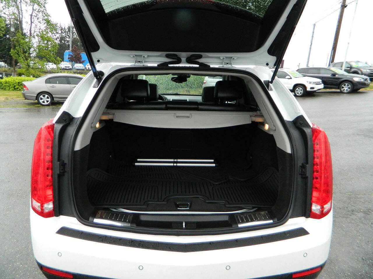 Used 2014 Cadillac SRX Luxury FWD image 10