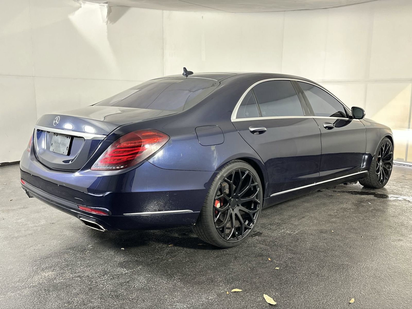 Used 2017 Mercedes-Benz S 550 4MATIC Sedan image 8