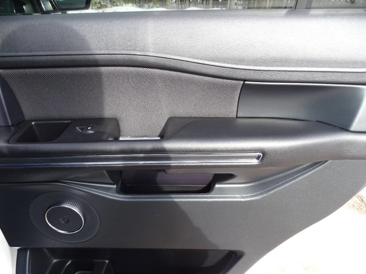 Used 2020 Ford Expedition XL AWD/4WD image 33