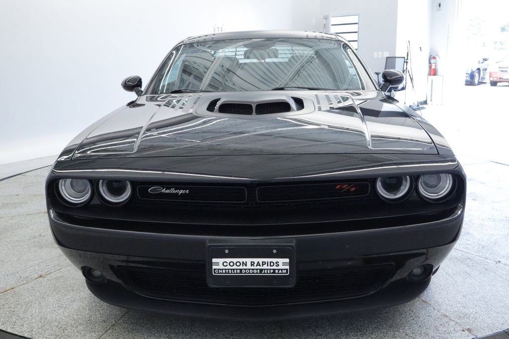 Used 2016 Dodge Challenger R/T RWD image 19