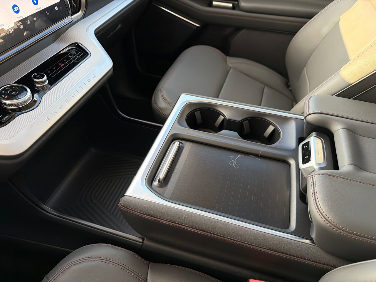 New 2025 Ford Expedition Max Active image 30