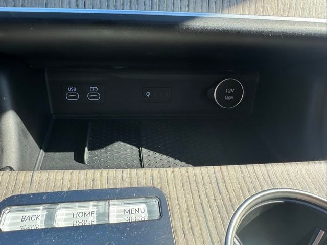 Certified 2025 Genesis GV80 3.5T Prestige image 37