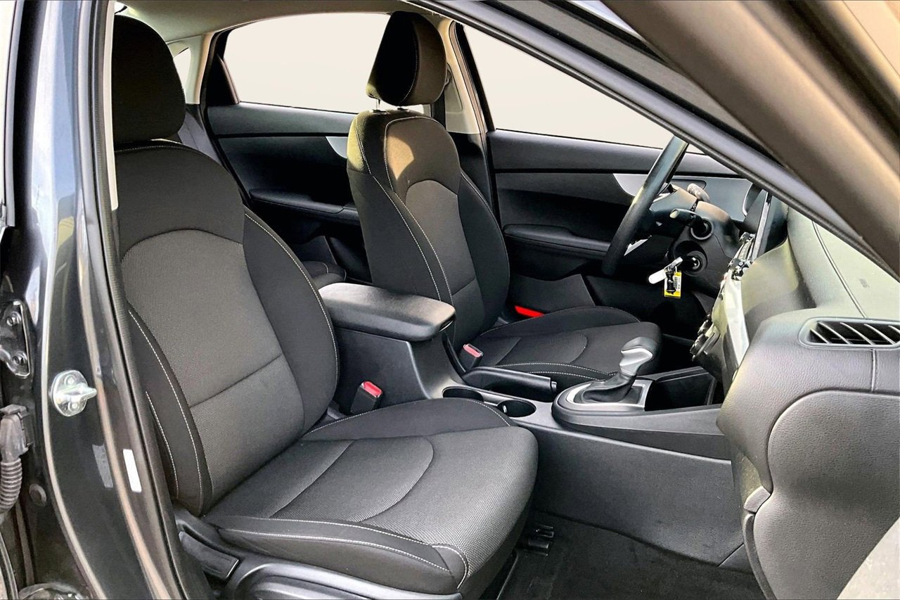 Used 2024 Kia Forte LXS image 21