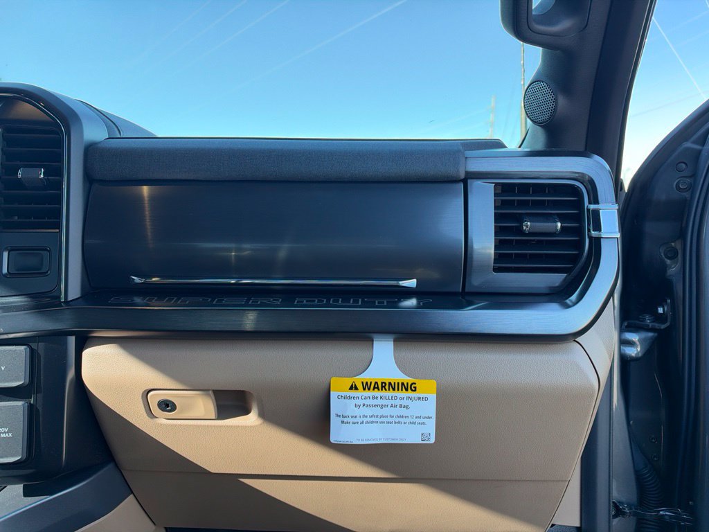 Used 2023 Ford F250 Lariat w/ Chrome Package AWD/4WD image 18