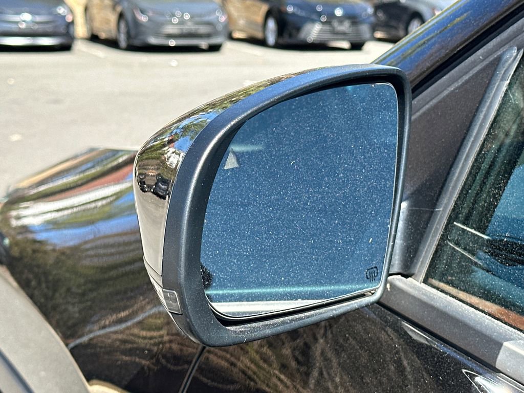 Used 2017 Jeep Cherokee High Altitude image 16