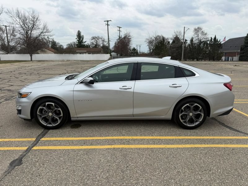 Used 2020 Chevrolet Malibu LT FWD image 5