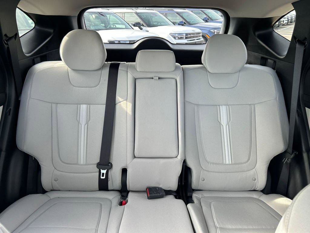 New 2026 Hyundai Tucson SEL image 23