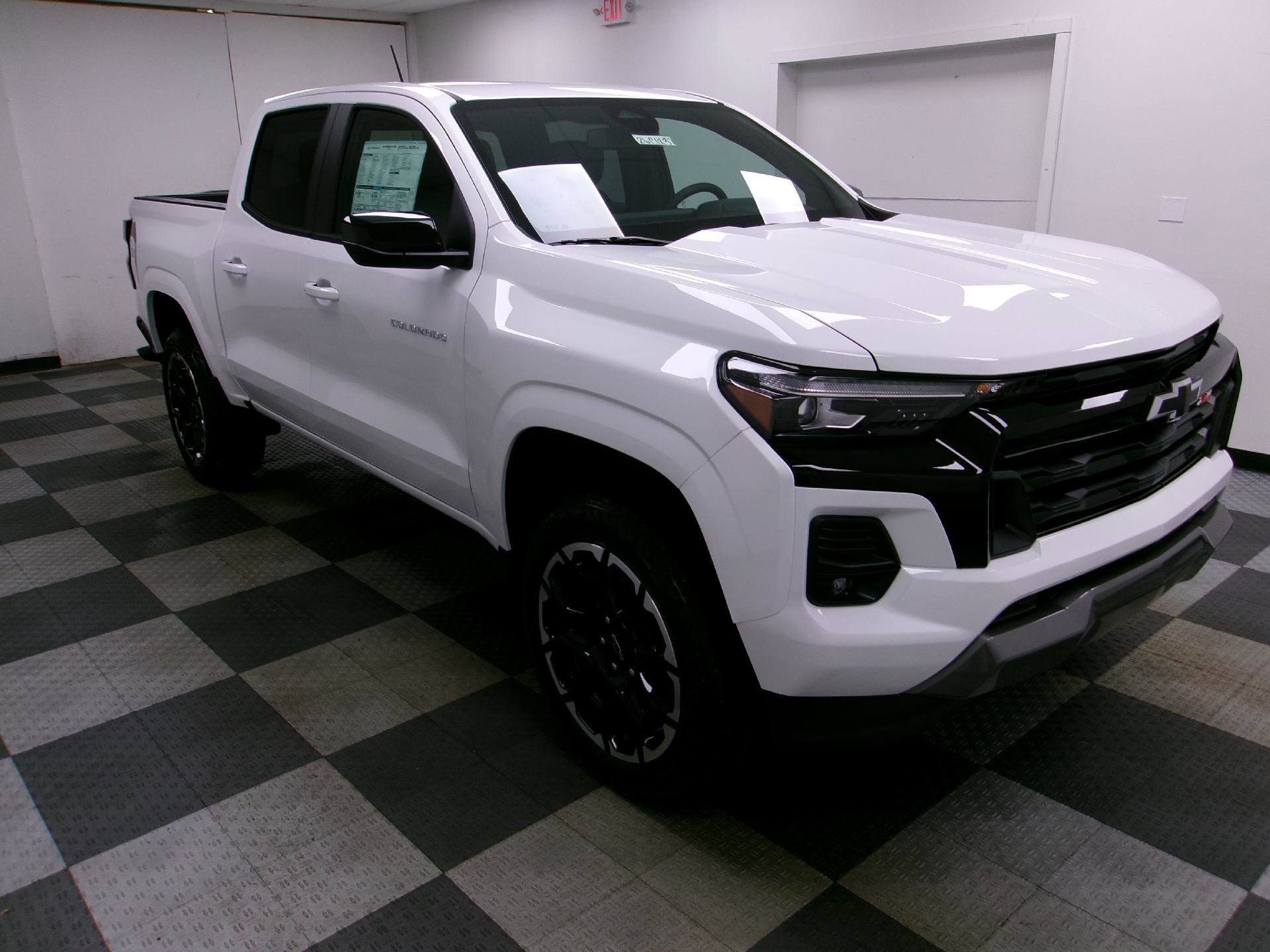 New 2026 Chevrolet Colorado Z71 w/ Z71 Convenience Package 2 image 15