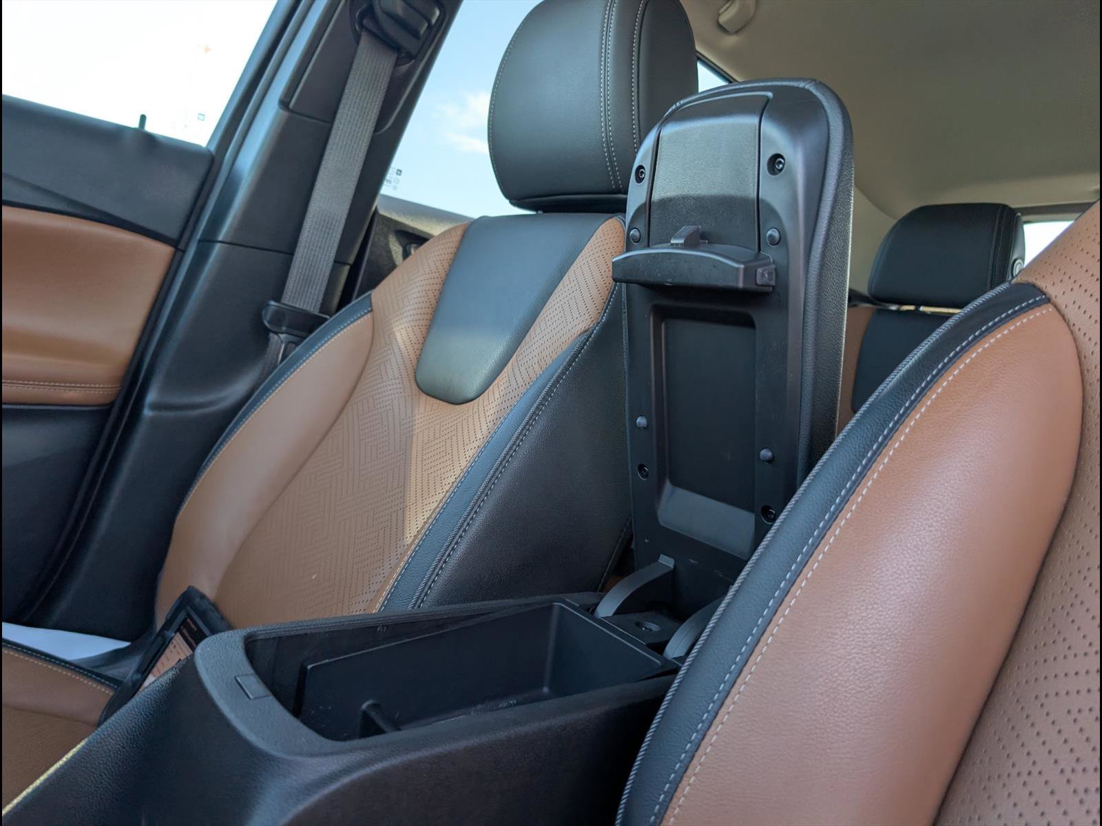 Used 2020 Buick Encore GX Essence FWD image 20