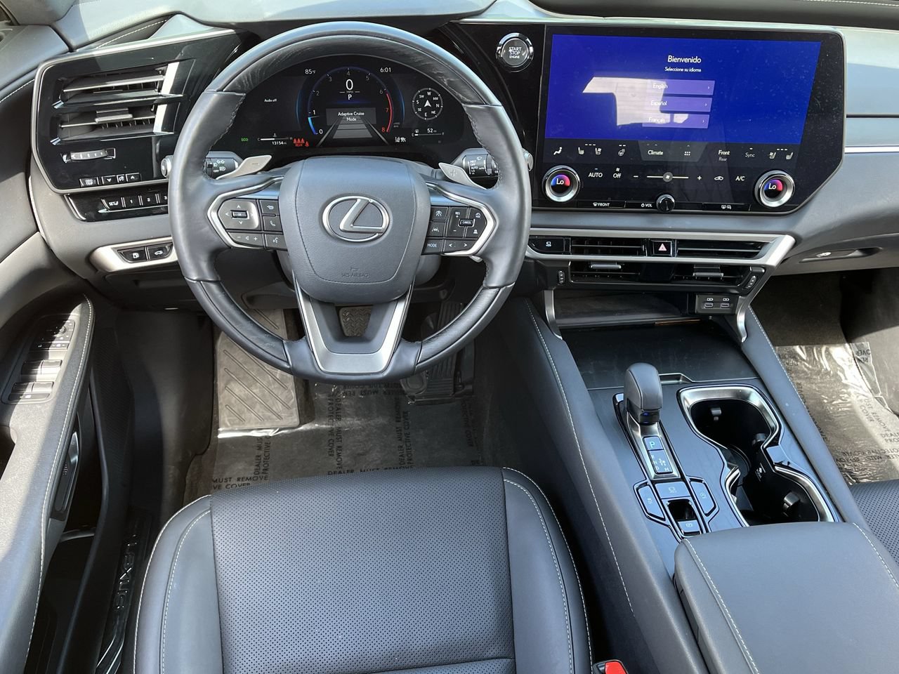Used 2025 Lexus RX 350 Premium w/ Accessory Package (Z1) FWD image 10