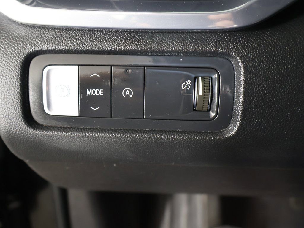 Used 2024 GMC Acadia Elevation image 39