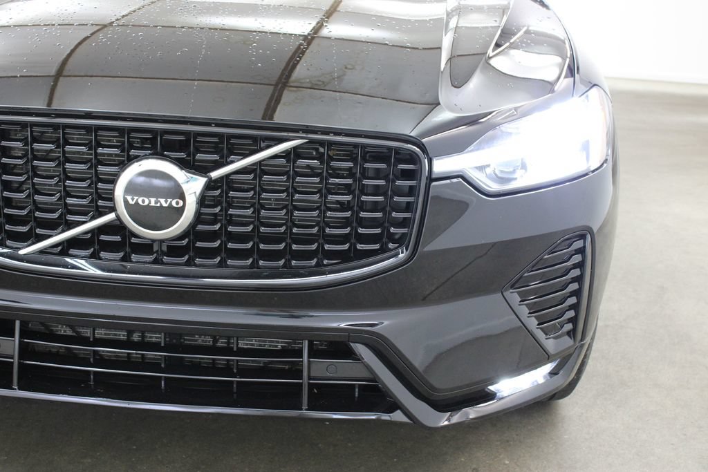 Used 2024 Volvo XC60 B5 Core AWD/4WD image 8