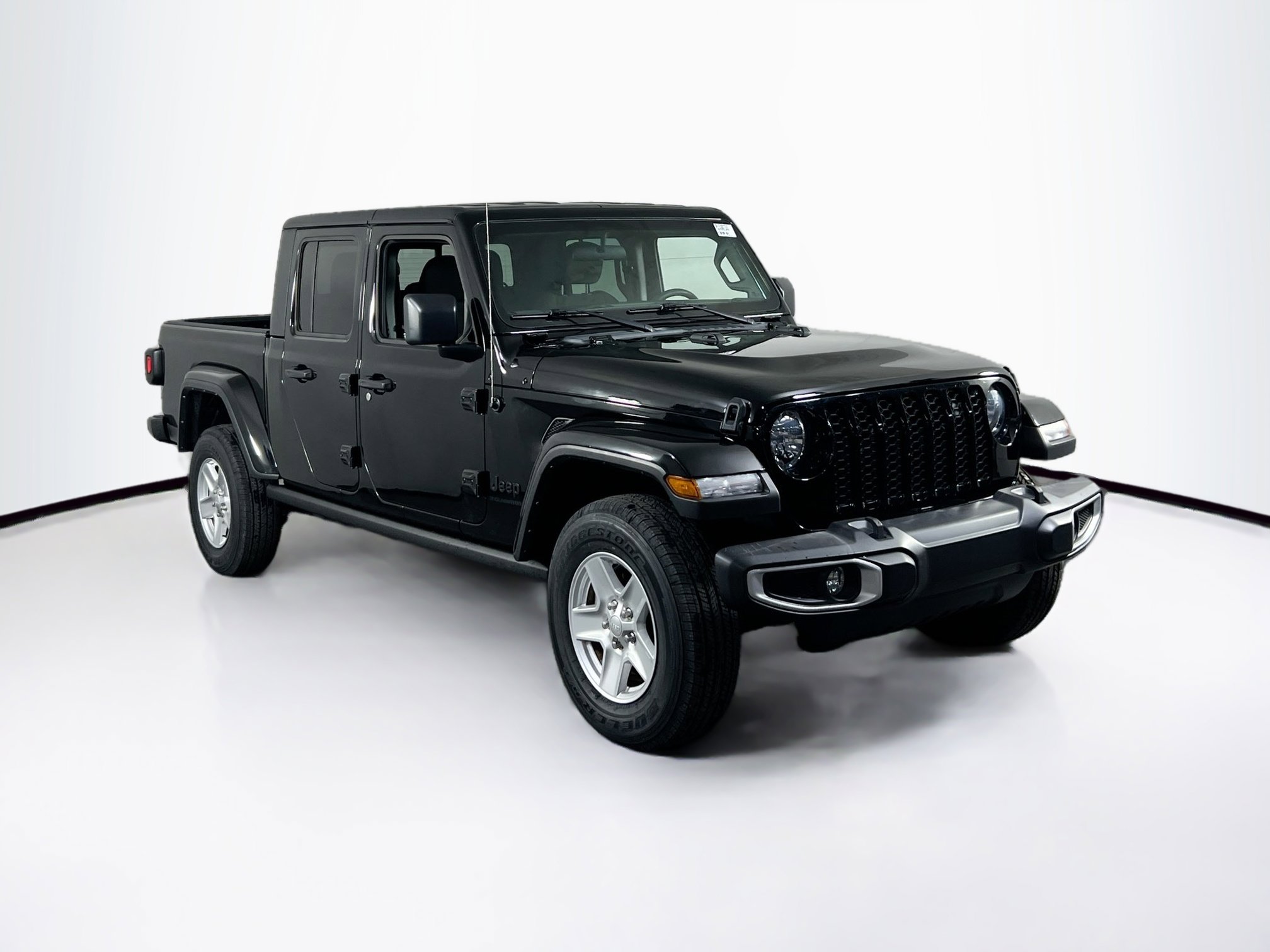 Used 2023 Jeep Gladiator Sport AWD/4WD image 3
