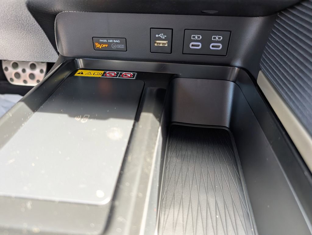 New 2026 Toyota Camry SE image 16