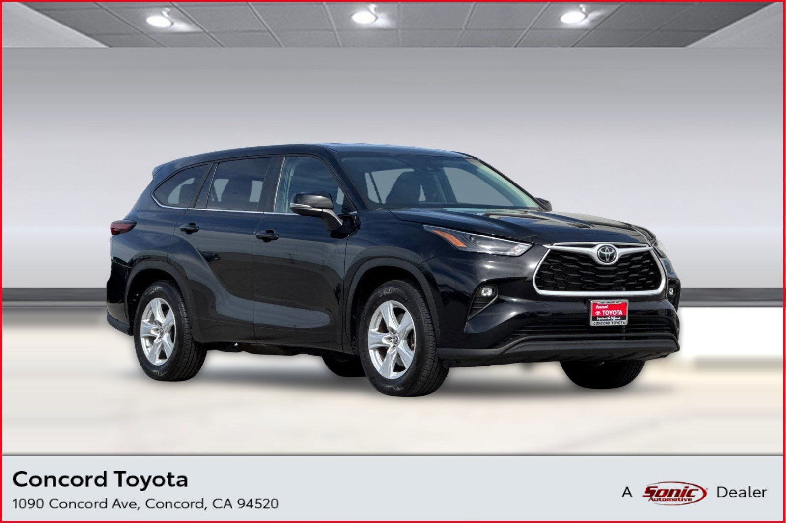 Used 2025 Toyota Highlander LE image 1