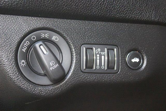 Used 2021 Dodge Challenger R/T w/ Blacktop Package image 25