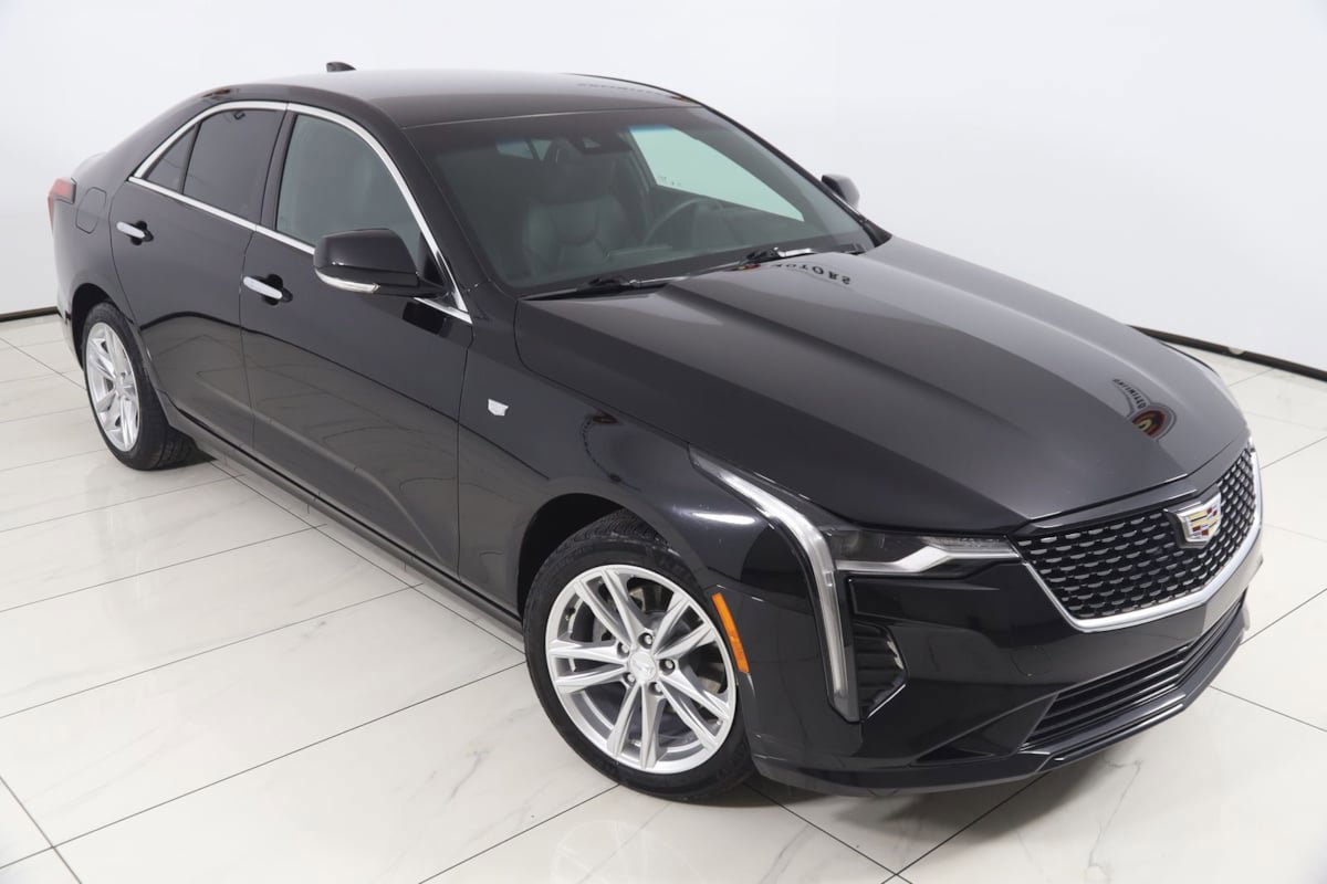 Used 2021 Cadillac CT4 Luxury w/ Cold Weather Package AWD/4WD image 18
