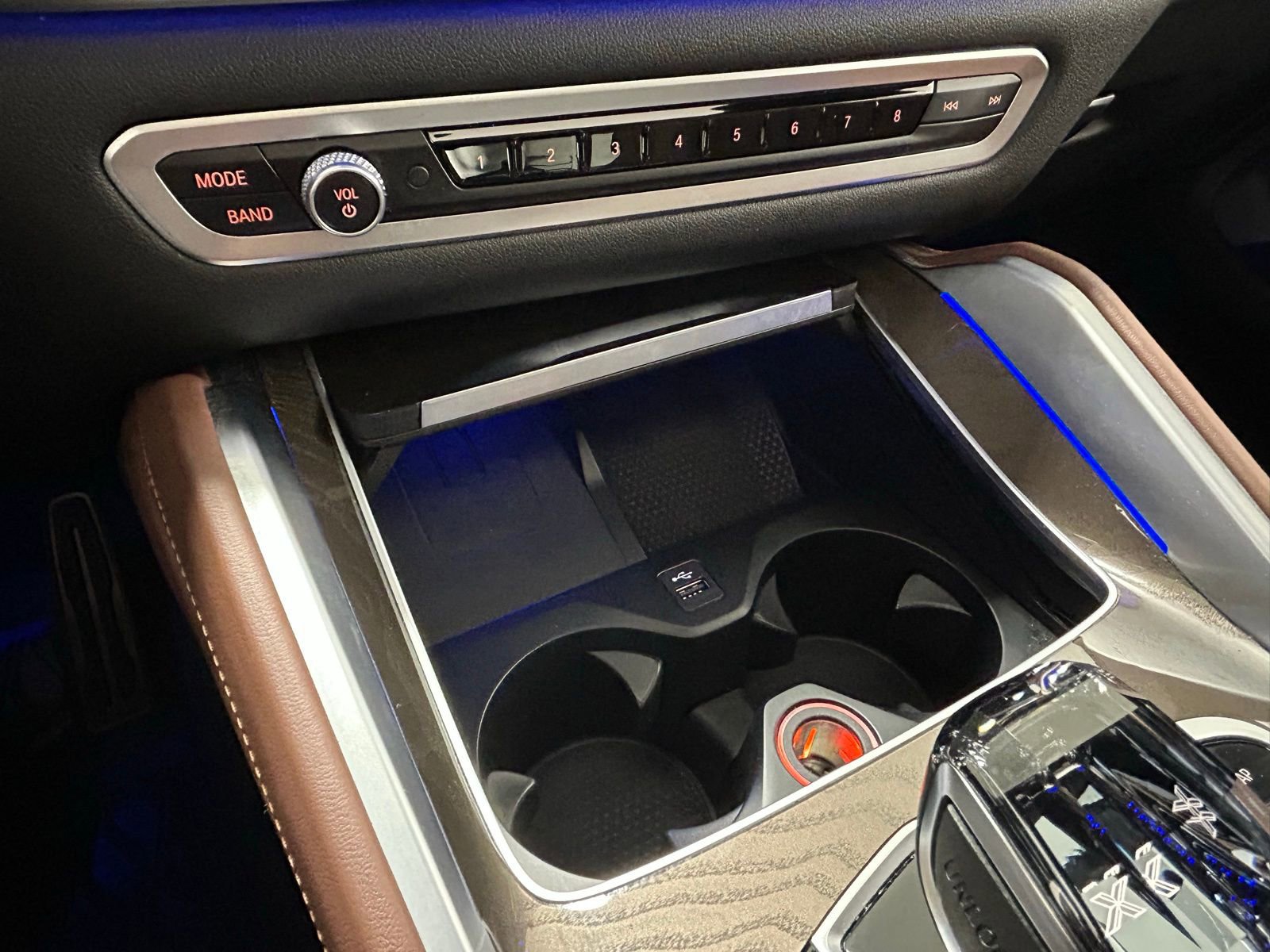 Used 2022 BMW X6 xDrive40i w/ Executive Package image 20