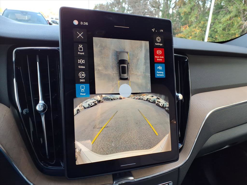 New 2026 Volvo XC60 B5 Plus w/ Protection Package Premier image 18